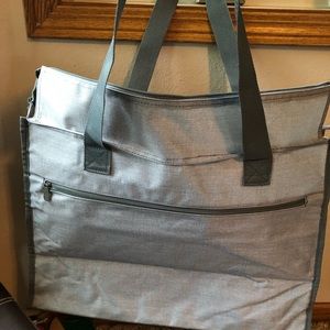 Deluxe organizing Ulitily tote 31